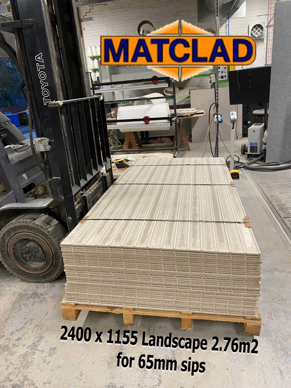 Cement based tracking panels for brick slips